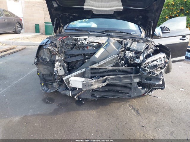 WAUB4CF59JA116517 Audi S5