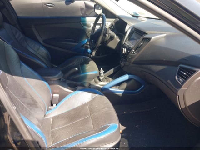 KMHTC6AE9EU182746 Hyundai Veloster Turbo W/blue
