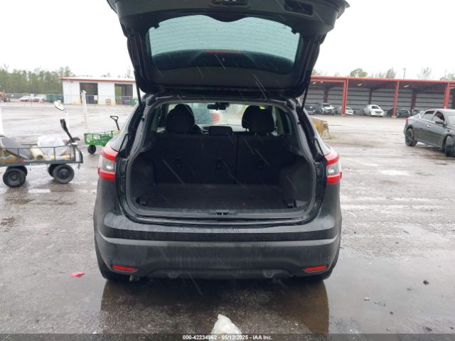 JN1BJ1CV8LW548013 Nissan Rogue Sport S Fwd Xtronic Cvt