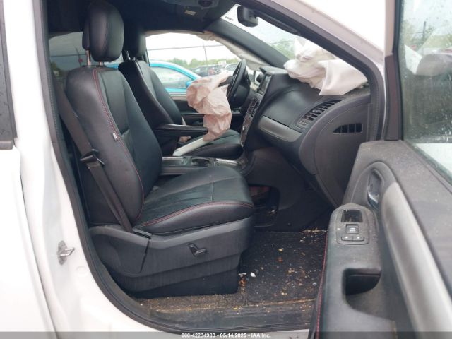 2C4RDGEG3JR341247 Dodge Grand Caravan Gt