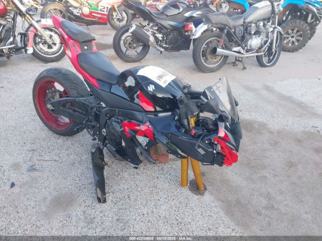 2020 SUZUKI GSX-R1000 JS1DM11H2L7100140
