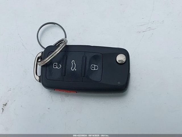 WVGWV7AX0HW501071 Volkswagen 2.0 tsi