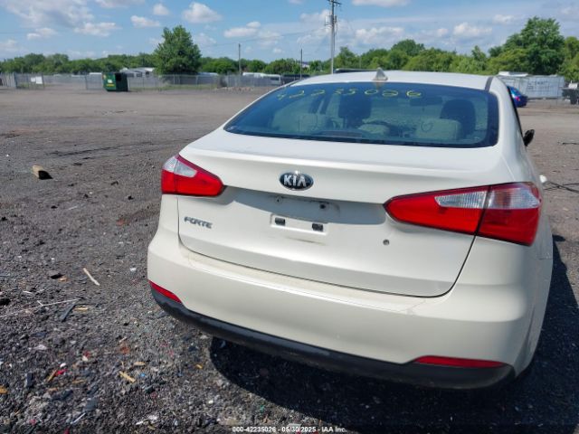 KNAFK4A69E5130347 KIA FORTE LX
