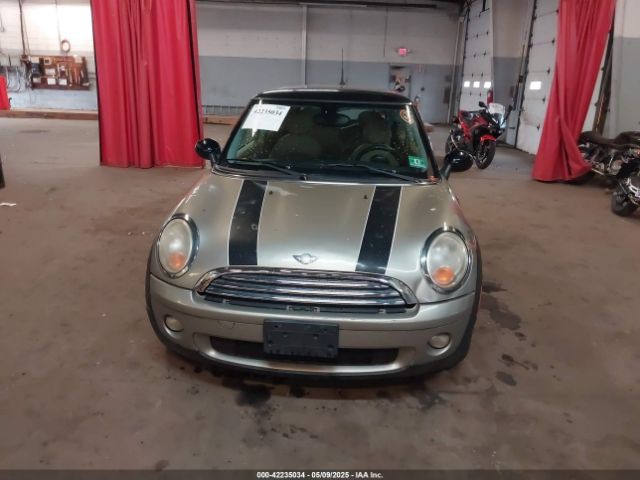2008 MINI COOPER WMWMF33508TU67872 Photo 5