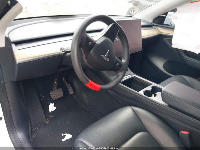 7SAYGDEE9PA038770 Tesla Model Y