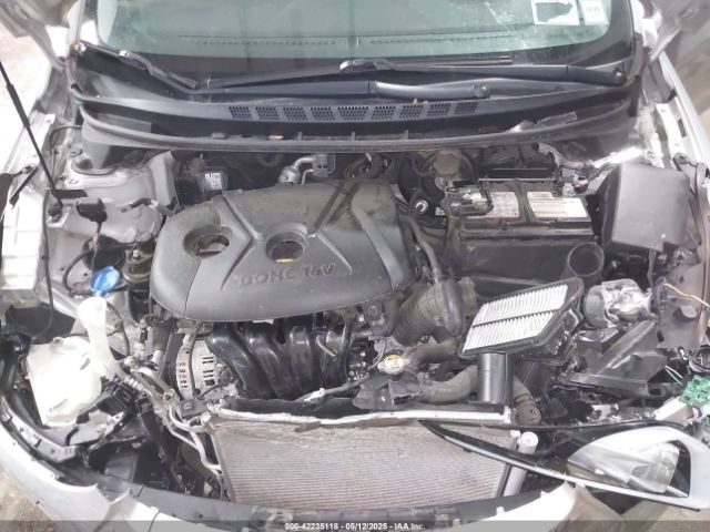 5NPDH4AE6FH586212 Hyundai ELANTRA SE