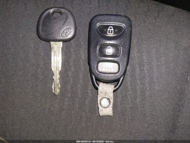5NPDH4AE6FH586212 Hyundai ELANTRA SE
