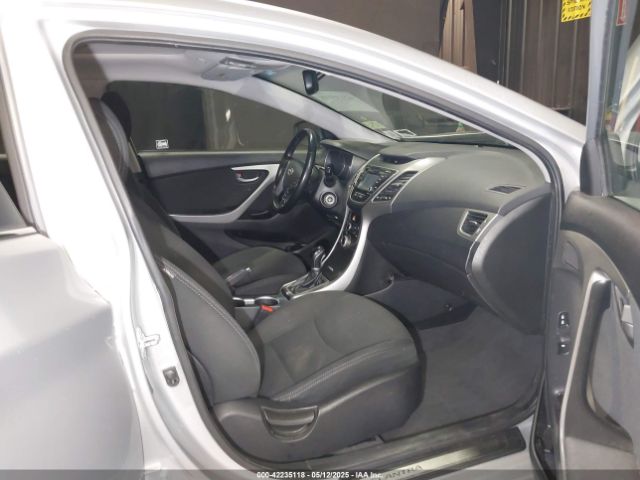 5NPDH4AE6FH586212 Hyundai ELANTRA SE