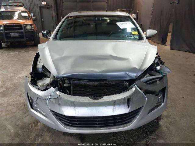 5NPDH4AE6FH586212 Hyundai ELANTRA SE