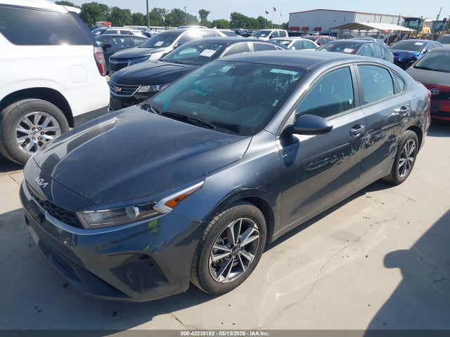 3KPF24ADXRE753925 KIA Forte Lxs