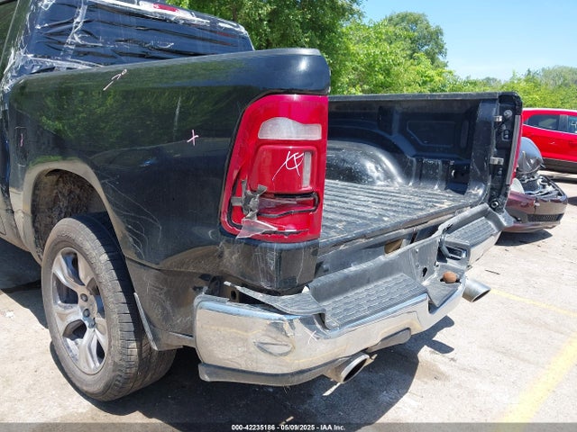 1C6RREJT0RN218708 RAM 1500 Laramie  4x2 5'7 Box