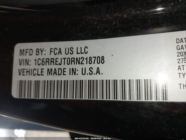 1C6RREJT0RN218708 RAM 1500 Laramie  4x2 5'7 Box