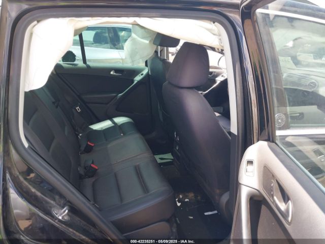 2017 VOLKSWAGEN TIGUAN WVGSV7AX1HW503670 Photo 7
