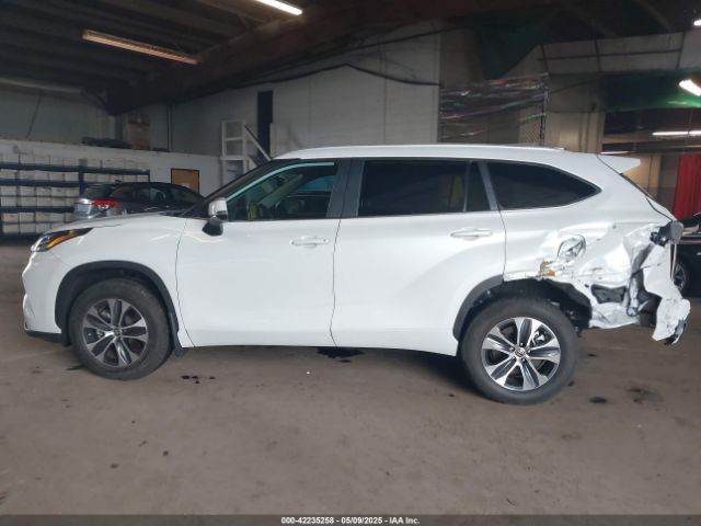 5TDKDRBH9PS039746 Toyota Highlander Xle