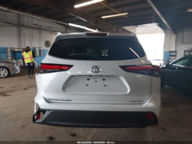 5TDKDRBH9PS039746 Toyota Highlander Xle