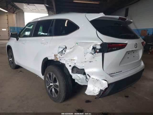 5TDKDRBH9PS039746 Toyota Highlander Xle