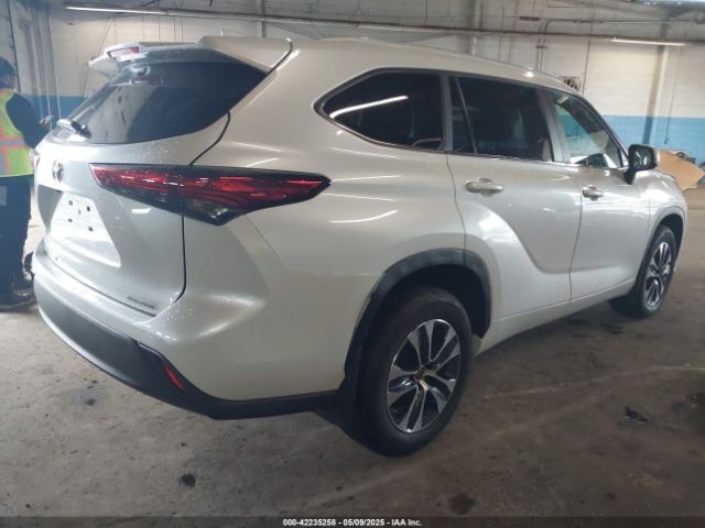 5TDKDRBH9PS039746 Toyota Highlander Xle