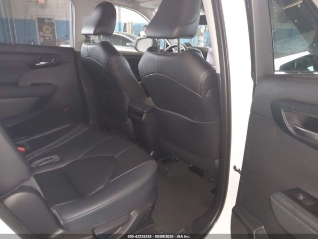 5TDKDRBH9PS039746 Toyota Highlander Xle