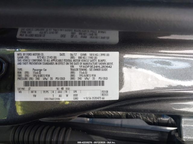 1FADP3E24HL283642 Ford FOCUS S
