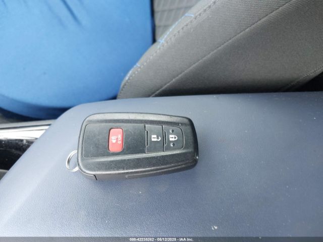 NMTKHMBX9MR133747 Toyota C-HR XLE