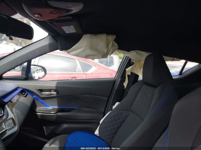 NMTKHMBX9MR133747 Toyota C-HR XLE
