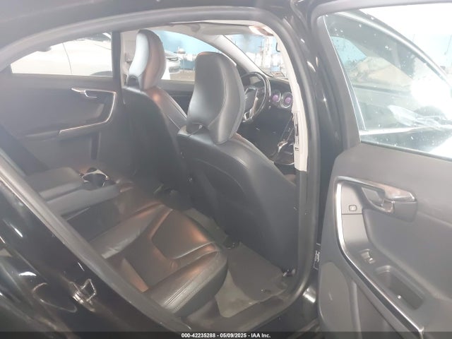 42235288 :رقم المزاد ، YV1612FH3D2171054 vin ، 2013 Volvo S60 مزاد بيع