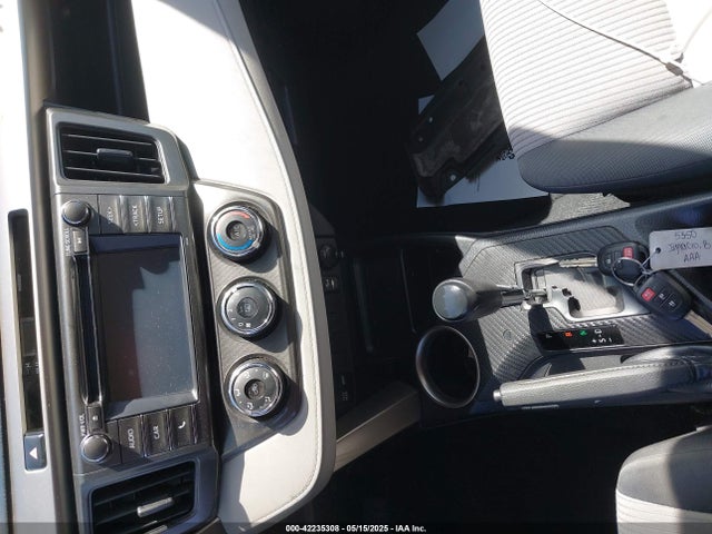 Toyota RAV4 LE 2015 2T3ZFREV3FW176608 Image 11