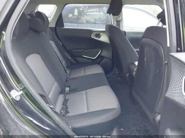 KNDJ23AU7M7786541 KIA SOUL LX