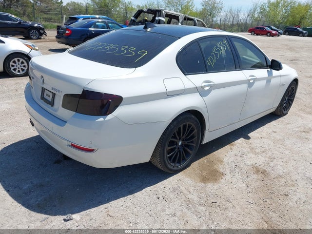 BMW 528i Xdrive 2014 WBA5A7C53ED615352 Image 4