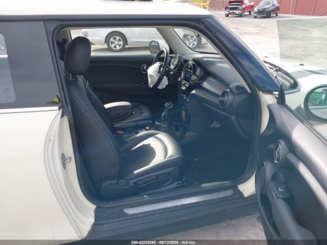 2019 MINI HARDTOP WMWXP5C56K2H95576 Photo 4