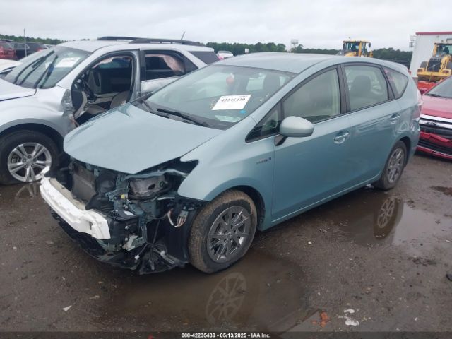 JTDZN3EU8FJ033529 Toyota Prius V Three