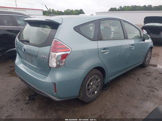 JTDZN3EU8FJ033529 Toyota Prius V Three