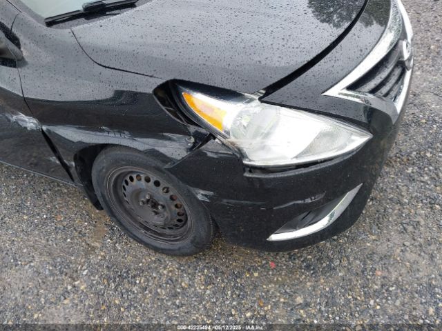 3N1CN7AP2HL885581 Nissan Versa 1.6 S+