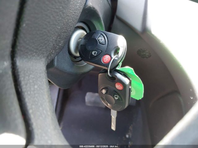 1FMCU9GX1GUC04815 Ford ESCAPE SE