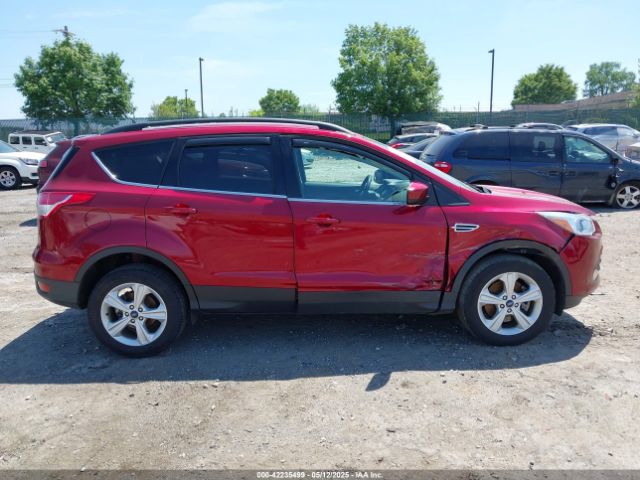 1FMCU9GX1GUC04815 Ford ESCAPE SE