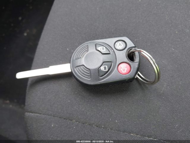 1FADP3K26JL215546 Ford FOCUS SE