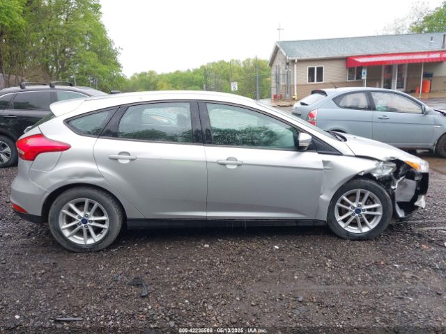 1FADP3K26JL215546 Ford FOCUS SE