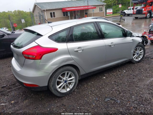 1FADP3K26JL215546 Ford FOCUS SE