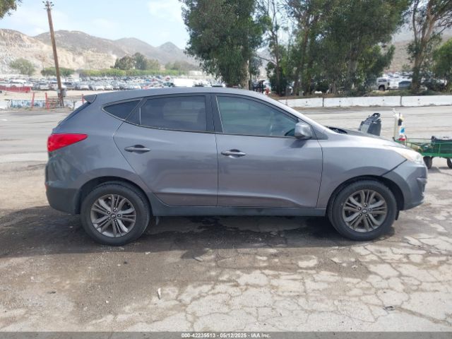 KM8JT3AF0FU977233 Hyundai TUCSON GLS
