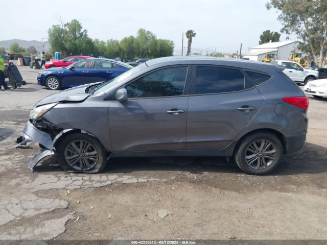 KM8JT3AF0FU977233 Hyundai TUCSON GLS