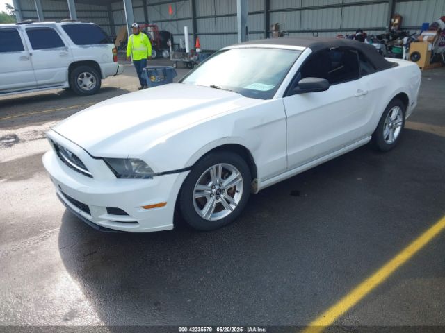1ZVBP8EM2E5208550 Ford Mustang V6