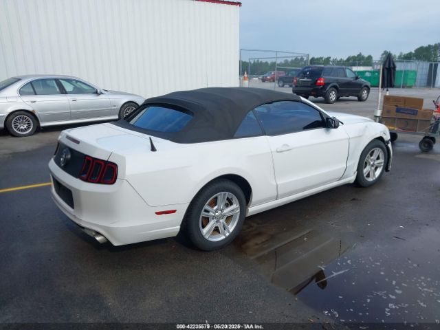 1ZVBP8EM2E5208550 Ford Mustang V6