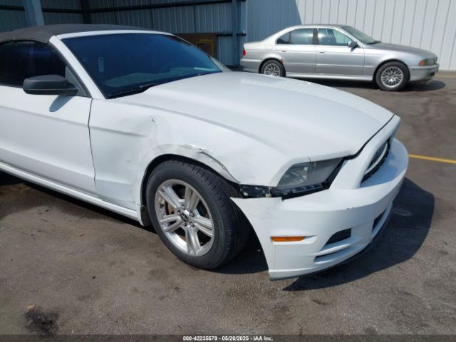 1ZVBP8EM2E5208550 Ford Mustang V6