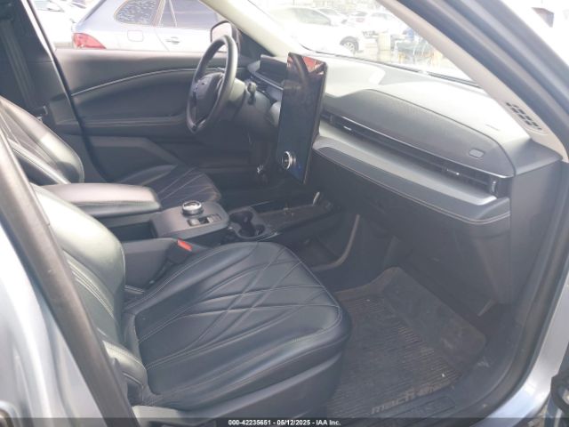 3FMTK1SSXNMA14614 Ford Mustang Mach-e Select