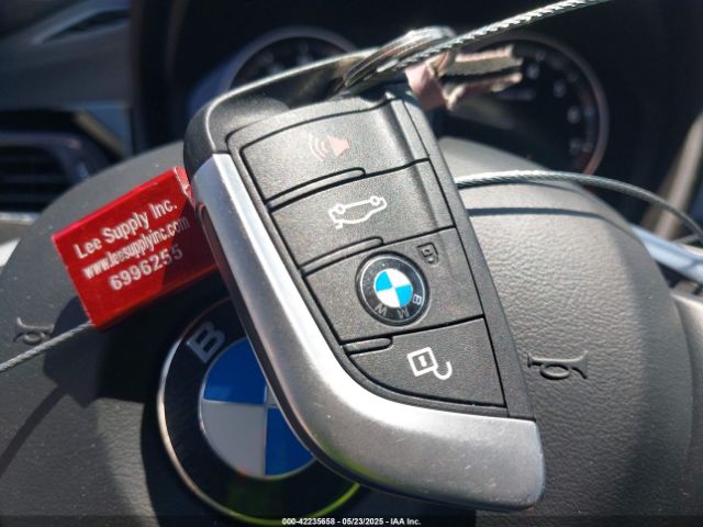 2022 BMW X1 WBXJG7C0XN5U81764 Photo 10