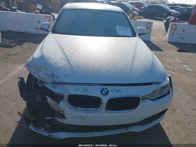 WBA8A9C5XJAH12345 BMW 320i
