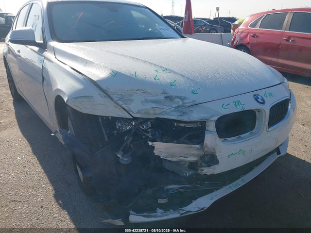 WBA8A9C5XJAH12345 BMW 320i