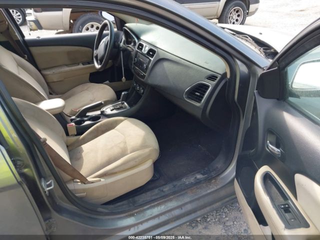 2011 CHRYSLER 200 1C3BC4FG8BN605776 Photo 4