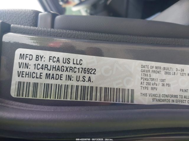 1C4RJHAGXRC176922 Jeep Grand Cherokee Laredo 4x4