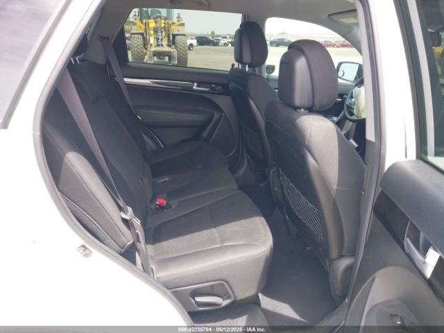 5XYKT3A60FG554372 KIA SORENTO LX